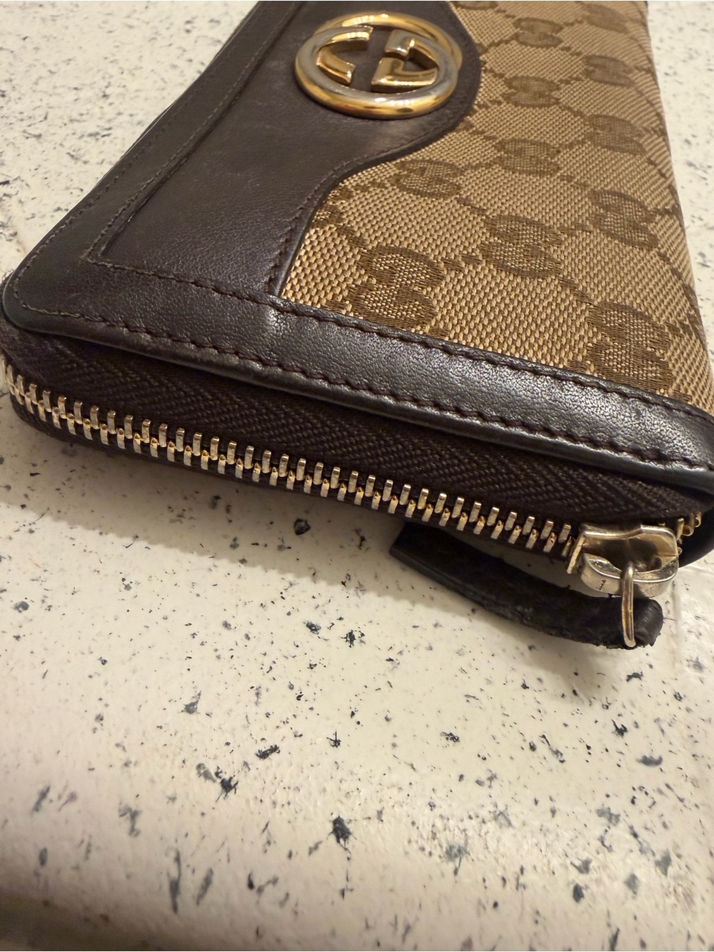 Gucci Brown Monogram GG Zip Wallet with Brown Leather and Gold Hardware - Picture 5 of 11